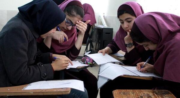 عکس مدرسه زینبیه اراک