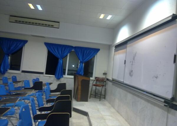 عکس کلاس خالی دانشگاه