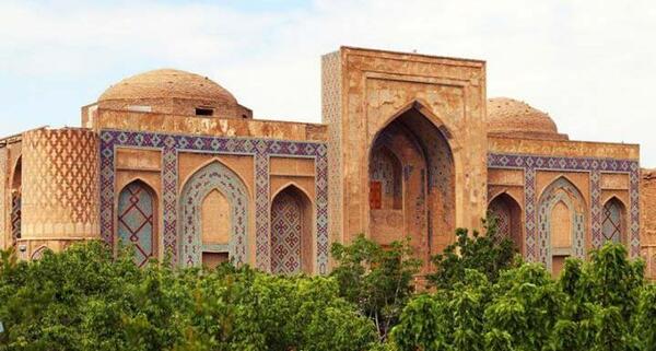 عکس مدرسه غیاثیه خرگرد