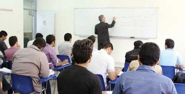 عکس کلاس دانشگاه