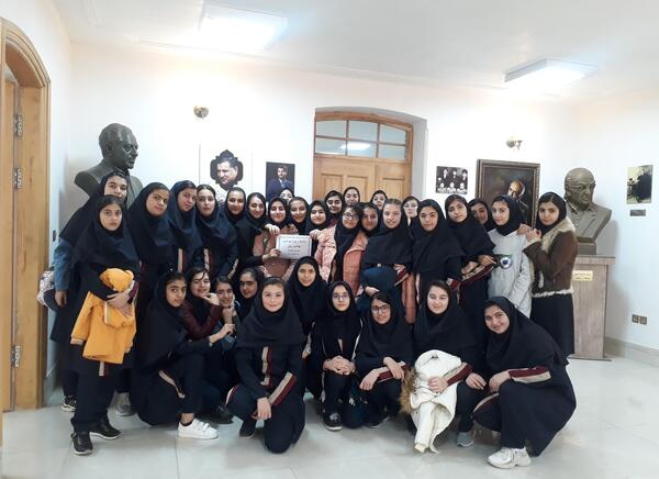 عکس مدرسه خلبان ذاکر اردبیل
