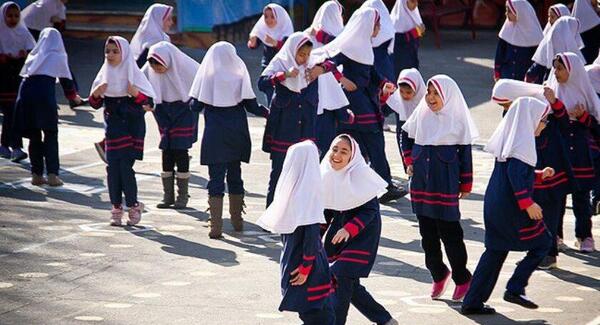 عکس مدرسه و دانش آموزان