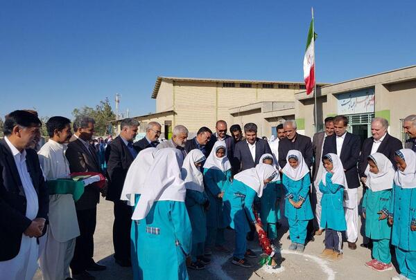 عکس مدرسه زینبیه کنارک