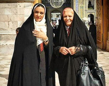 عکسهای لیندا کیانی با چادر
