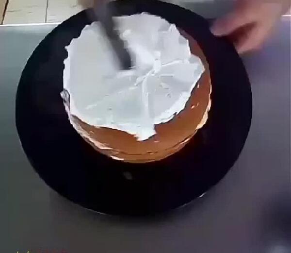 عکس کیک مدل ضربان قلب