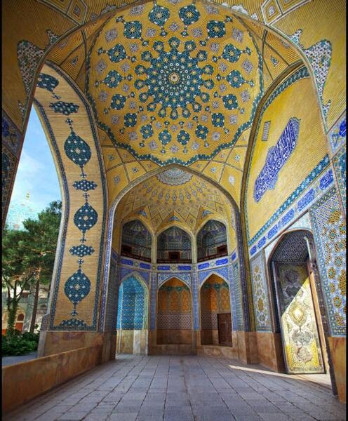 عکس مدرسه چهارباغ