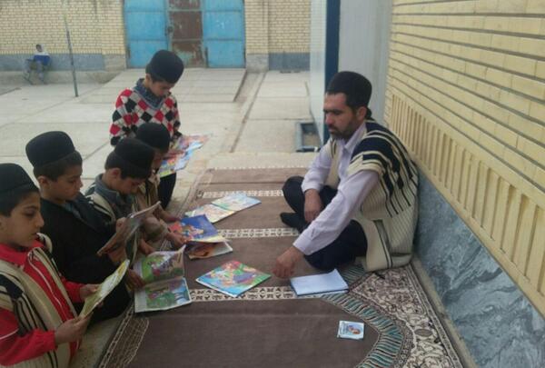 عکس مدرسه لالی