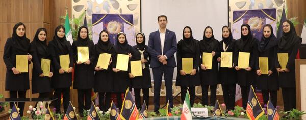 عکس کلاس زبان دخترانه