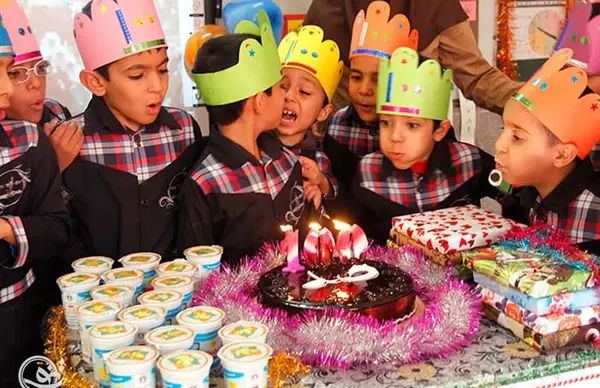 عکس جشن صد کلاس دوم