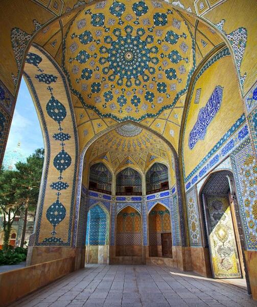 عکس مدرسه چهارباغ اصفهان