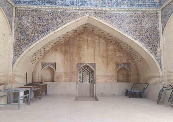 عکس مدرسه خان شیراز