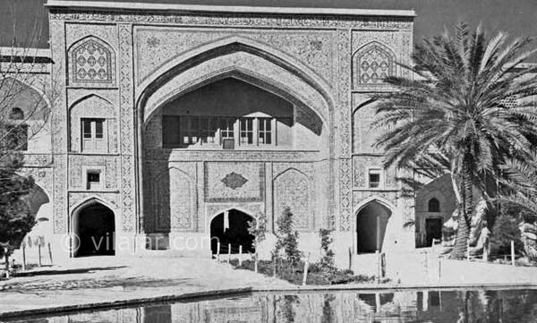عکس مدرسه خان شیراز