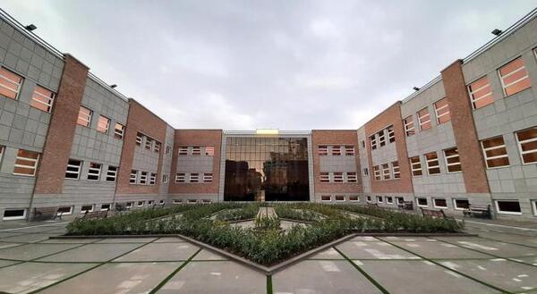 عکس مدرسه طالقانی