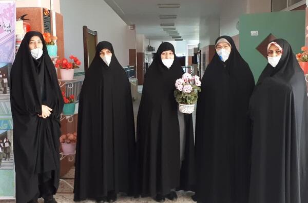 عکس مدرسه آمنه همدان