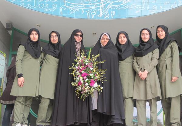 عکس مدرسه آمنه همدان