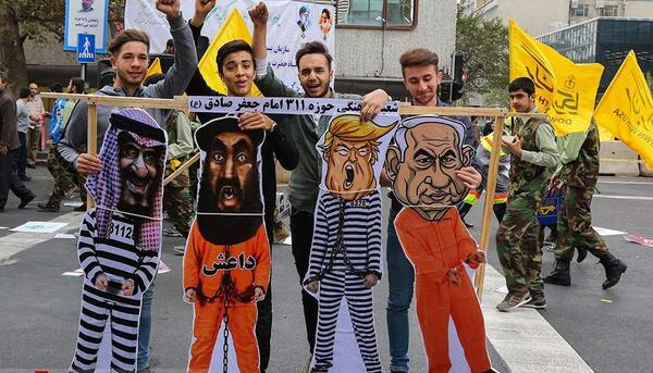 عکس روز دانش آموز راهپیمایی
