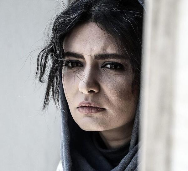 زشت ترین عکس لیندا کیانی