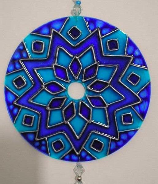 عکس نقاشی فانتزی روی سی دی
