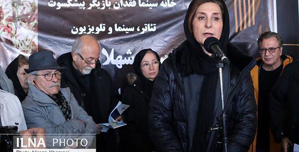 عکس خاکسپاری شهلا ریاحی