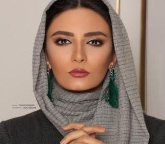عکس تبلیغاتی لیندا کیانی