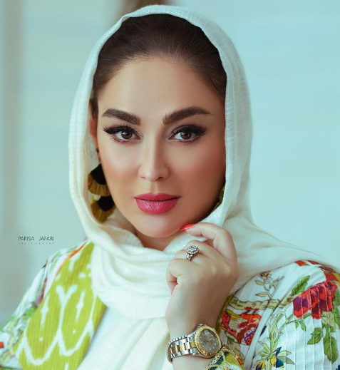عکس الهام حمیدی با آرایش غلیظ
