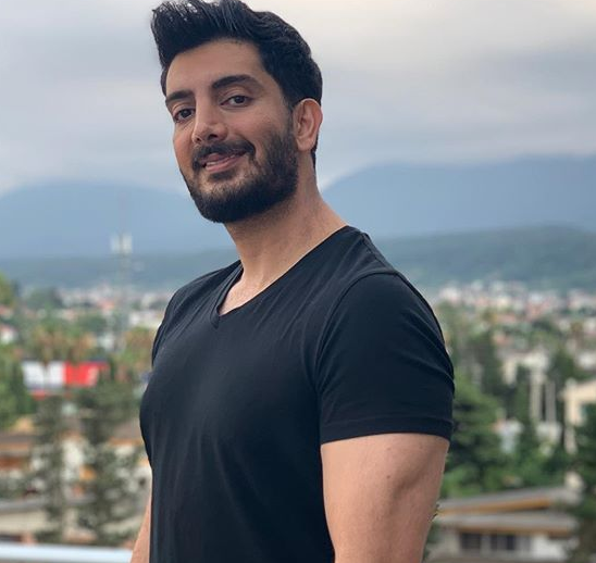 عکس فرزاد فرزین زیبا