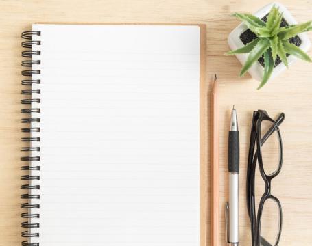 عکس دفتر خالی برای نوشتن متن