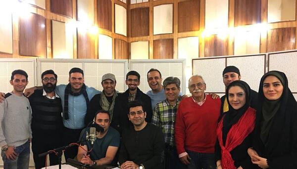 عکس پشت صحنه چوب خط رادیو جوان