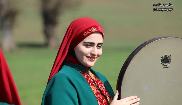 عکس روز دختر گروه رستاک