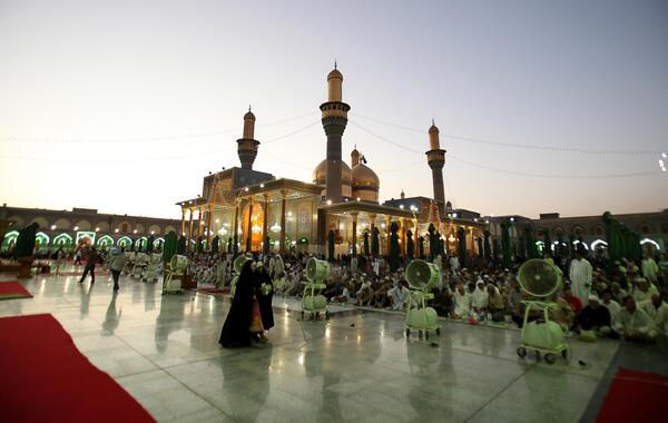 عکس حرم کاظمین با کیفیت بالا