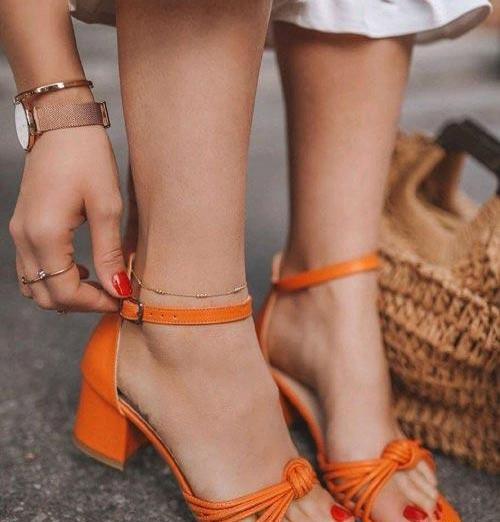 عکس کفش پاشنه بلند نارنجی