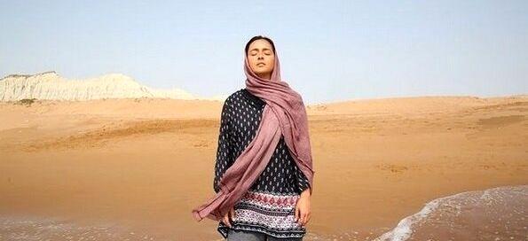 عکس ترانه علیدوستی در حال شنا