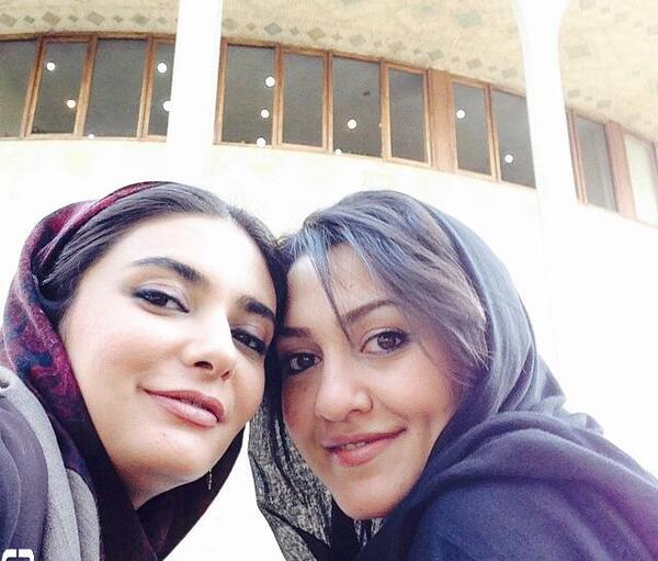 عکس لیندا کیانی کنار دریا