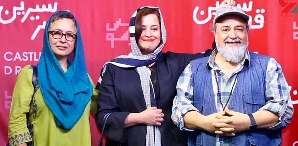 عکس آزیتا حاجیان با خانواده