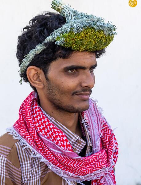 عکس تاج روی سر
