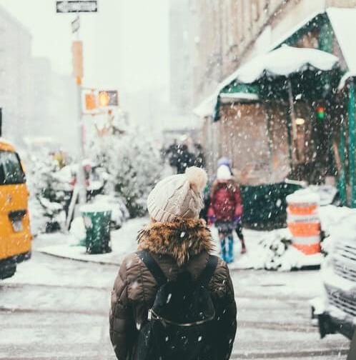عکس پروفایل دخترونه اسپرت زمستانه