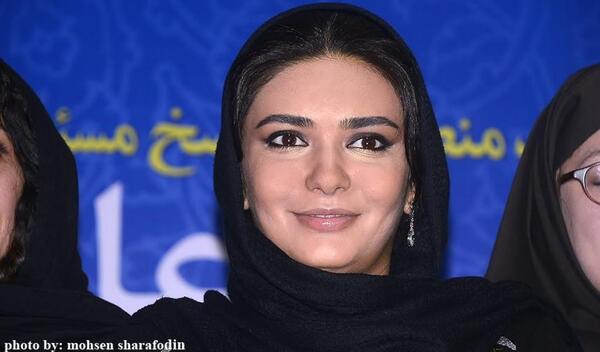 عکس لیندا کیانی در فیلم نفس گرم