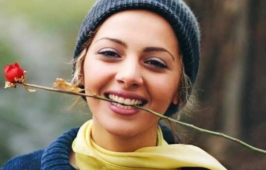 عکس کودکی چکامه چمن ماه