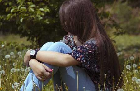 عکس پروفایل دختر از پشت طبیعی