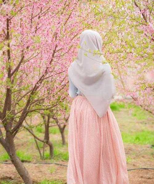 عکس پروفایل دختر از پشت طبیعی