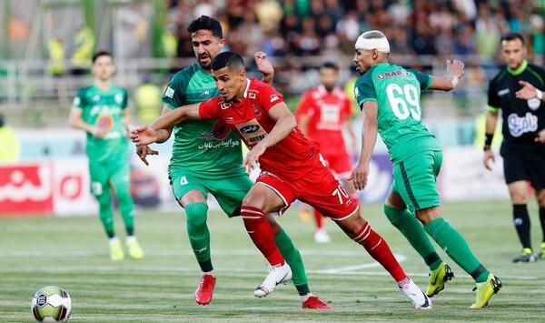 عکس های بازی ذوب آهن و پرسپولیس