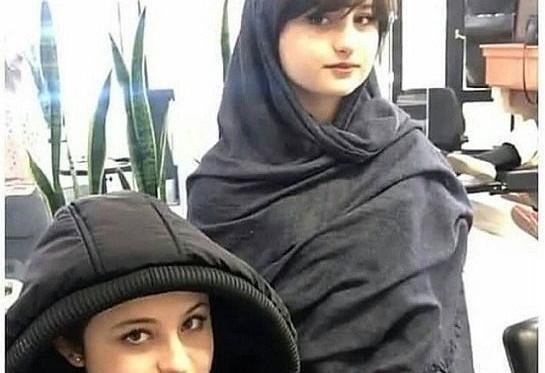 عکس سارا و نیکا با مایو