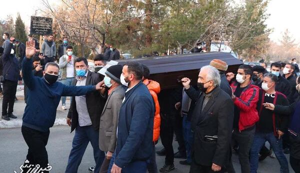 عکس غسل دادن علی انصاریان