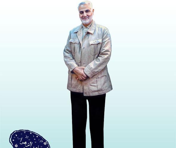عکس ایستاده حاج قاسم