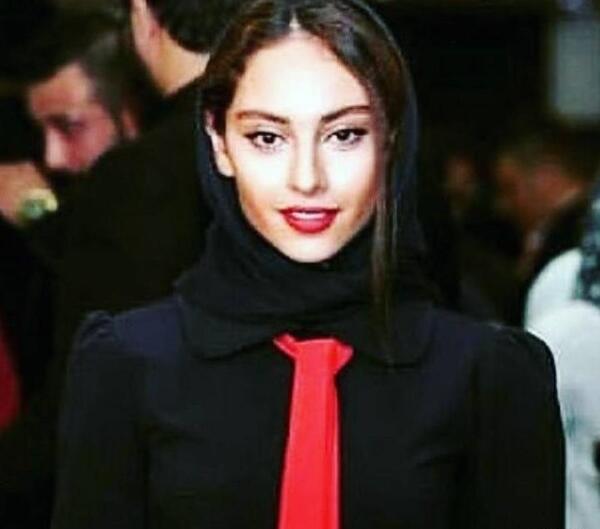 عکس ترلان پروانه با محمدرضا گلزار
