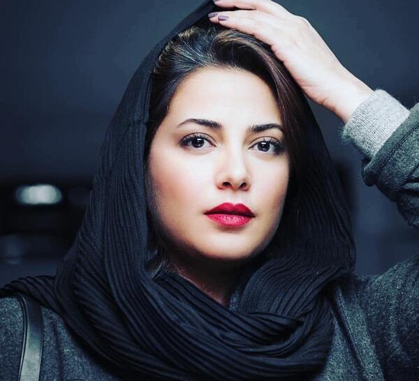 عکس نقاشی طناز طباطبایی