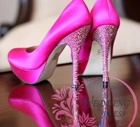 عکس کفش پاشنه بلند گلبهی