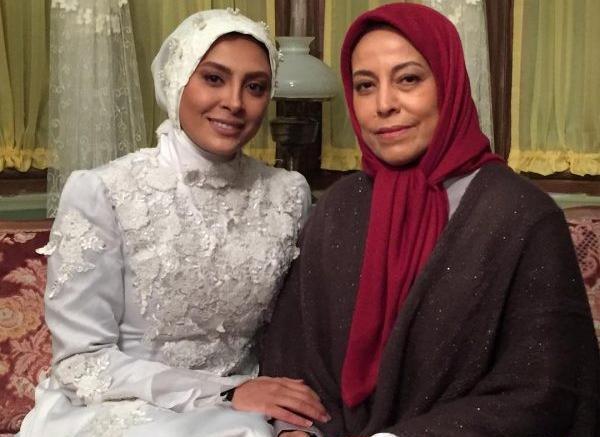 عکس فریبا نادری در لباس عروس