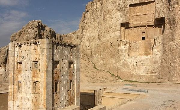 عکس داخل آرامگاه کوروش کبیر