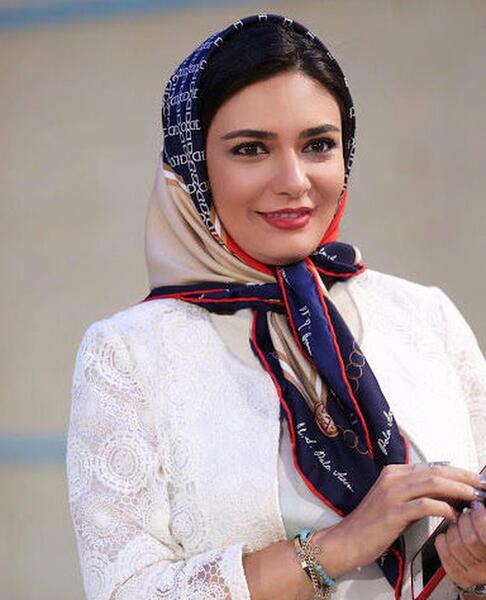 عکس لیندا کیانی برهنه